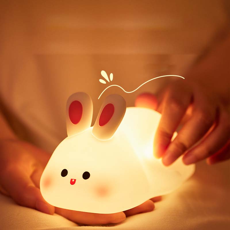 Luz Noturna Coelho em Silicone: Doçura e Segurança Noturna
