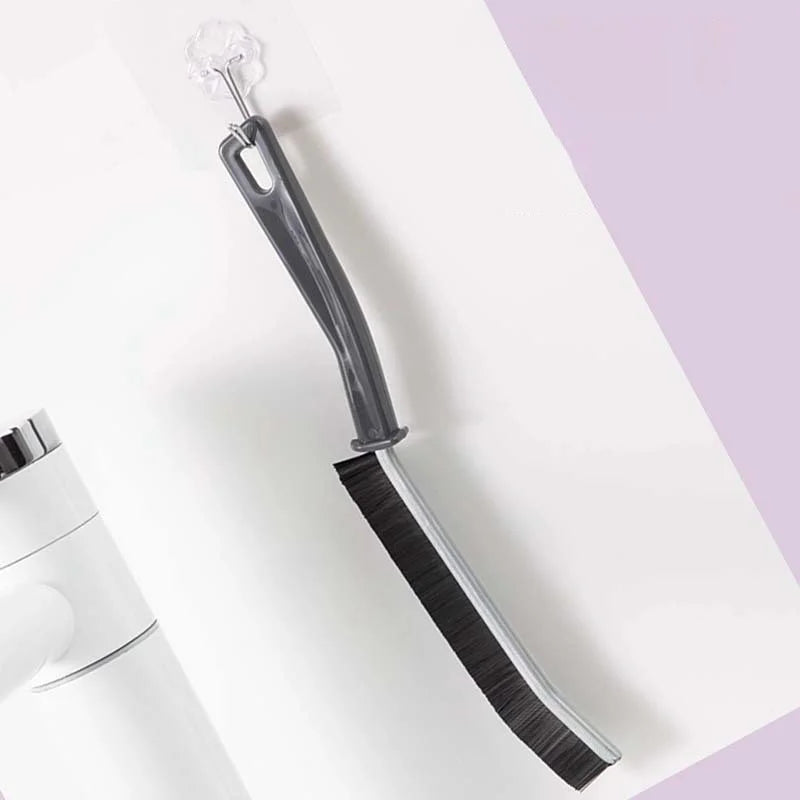 Escova de limpeza – Para uma limpeza profunda em locais de difícil acesso